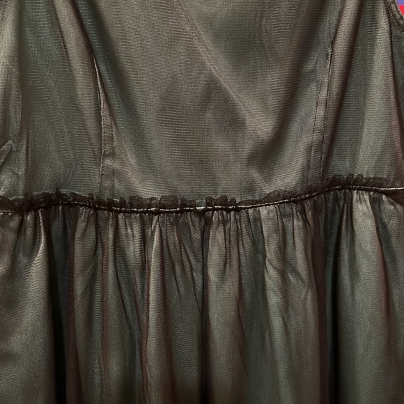 Dress - Picture 3 of 6